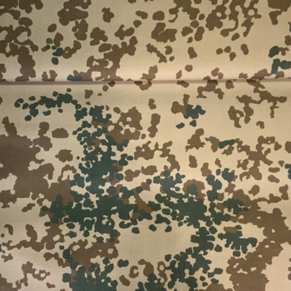 Waterafstotende outdoor stof camouflage